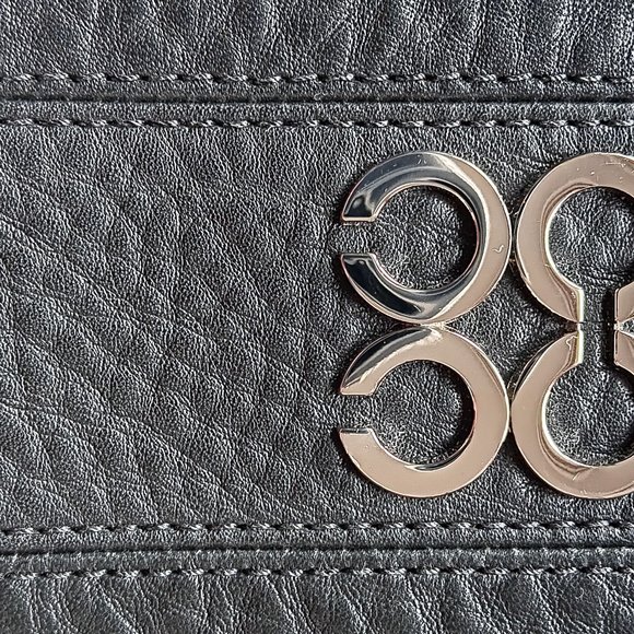 COACH leather zip around wallet - Picture 6 of 9